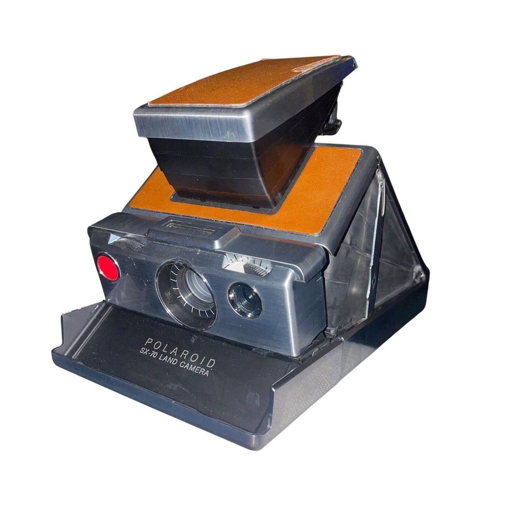 Vintage Polaroid SX-70 Land Camera Instant Film Camera Flash‎ and Case Untested
